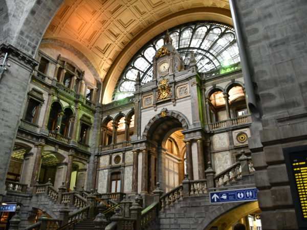Antwerp_Central_Station_Sept_09_2020