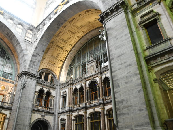 Antwerp_Central_Station_Sept_09_2020